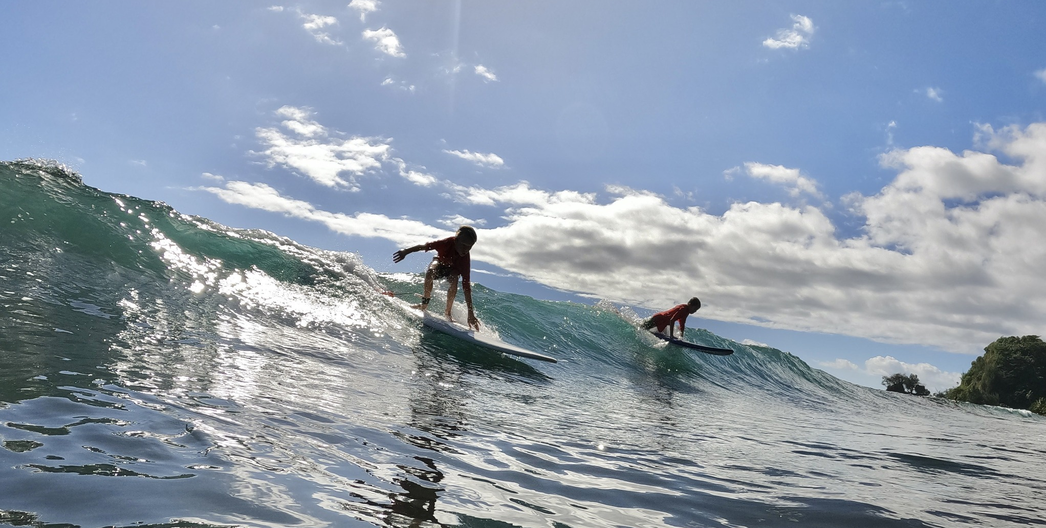 Manuia Tahiti surf school & rental